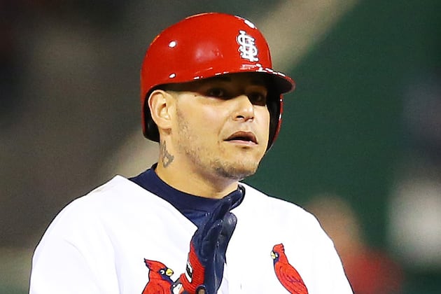 Cards' Molina Wins Sixth Straight Gold Glove