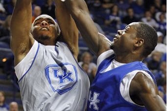 POSTERIZED: Kentucky Walk-on E.J. Floreal Dunks on Julius Randle