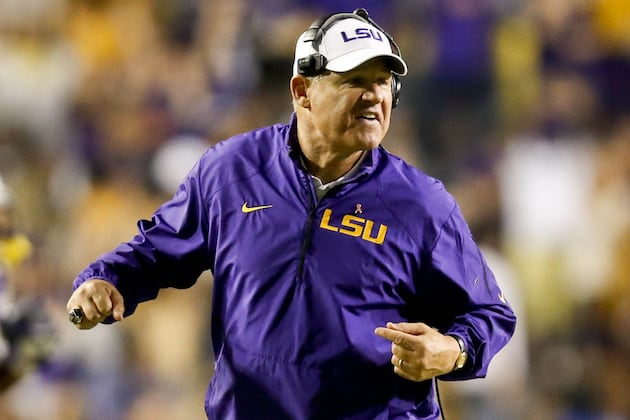 Les: Game of the Century Tag on 2011 LSU-Bama Showdown 'Was a Stretch'