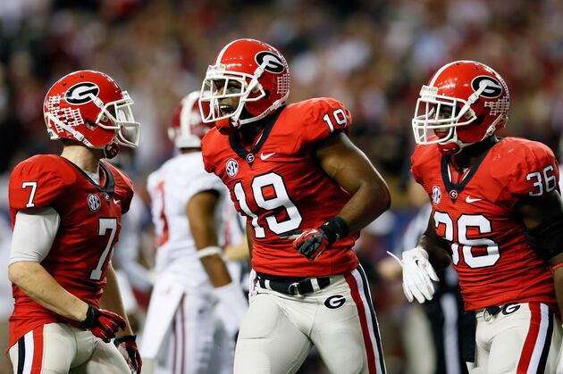 Dogs' Defense Getting Fired Up for Florida