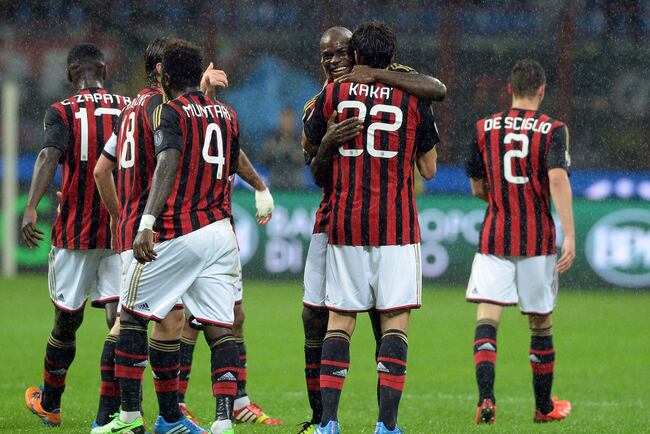 Hi-res-186357895-kaka-of-ac-milan-celebrates-scoring-the-first-goal_crop_north