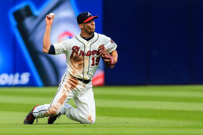 Hi-res-182302996-andrelton-simmons-of-the-atlanta-braves-makes-a-throw_crop_north