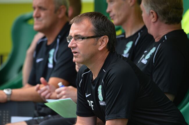 Hi-res-175555318-hibernian-manager-pat-fenlon-looks-on-during-the_crop_north
