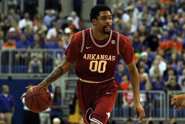 Arkansas' Madden Suspended for Breaking Team Rules