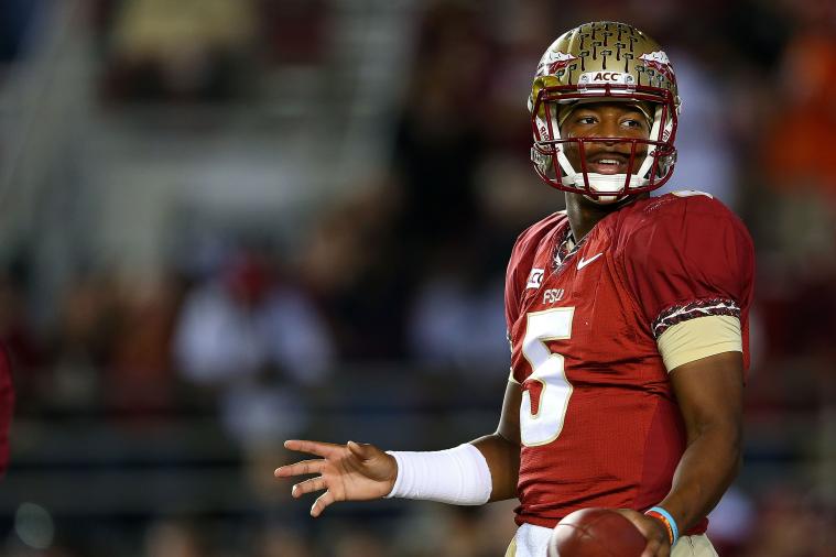 Jameis Winston Is Having a Hard Time Seeing the Play Sheet