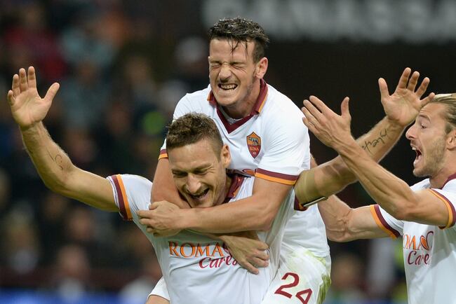 Hi-res-183178898-francesco-totti-of-as-roma-celebrates-his-goal-with_crop_north