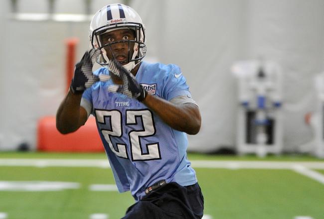 Hi-res-168532785-shonn-greene-attends-the-tennessee-titans-rookie-camp_crop_north