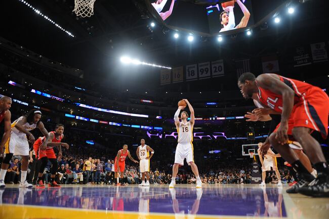 Hi-res-186761763-pau-gasol-of-the-los-angeles-lakers-attempts-a-free_crop_north