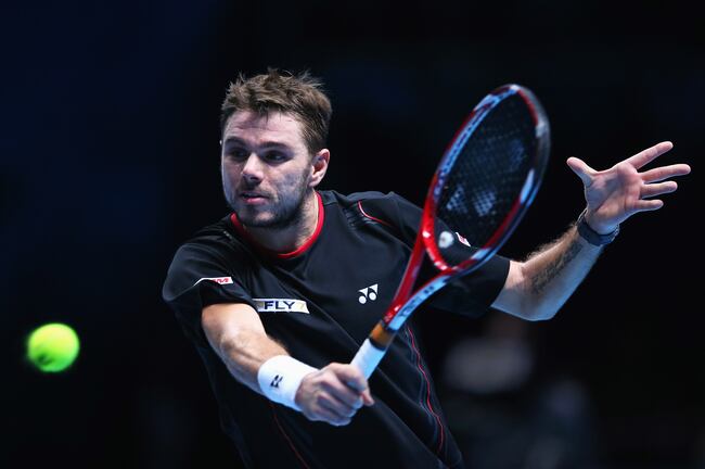 Hi-res-186799978-stanislas-wawrinka-of-switzerland-plays-a-backhand-in_crop_north