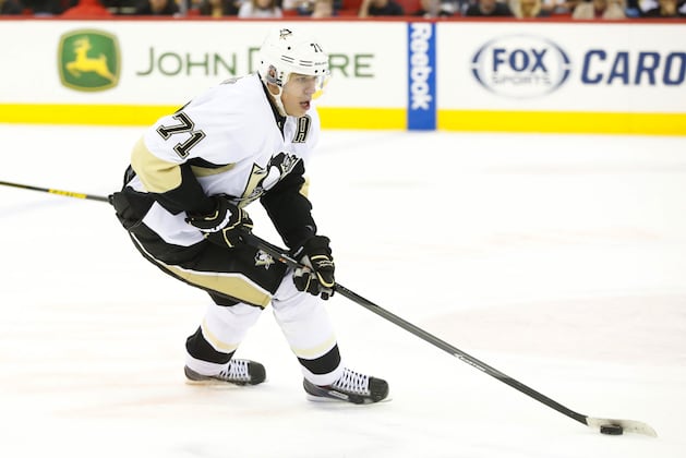 Penguins Center Malkin's Sluggish Start Tied to Lack of Fit with Wingers