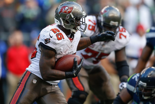 Mike James Is Not Worth a Spot on Fantasy Rosters After Week 9 Explosion