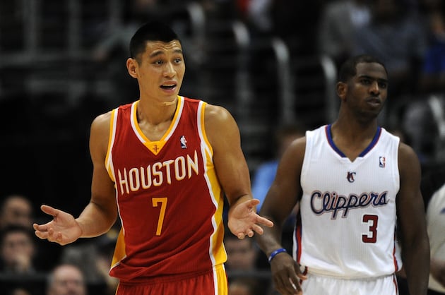 Chris Paul Crosses over Jeremy Lin for a Layup