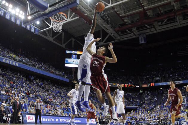 Kentucky Basketball: Wildcats' Defense Must Jump Start Their Offense