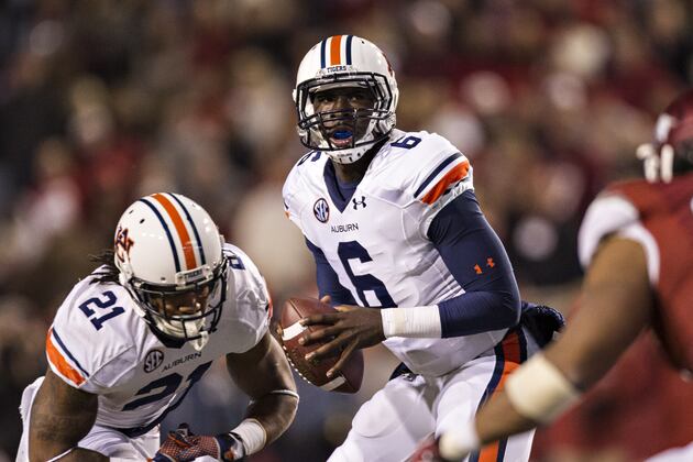Despite Successful Ground Attack, Tigers Also Confident in Passing Game