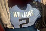 Williams Honors Injured Renner by Wearing No. 2