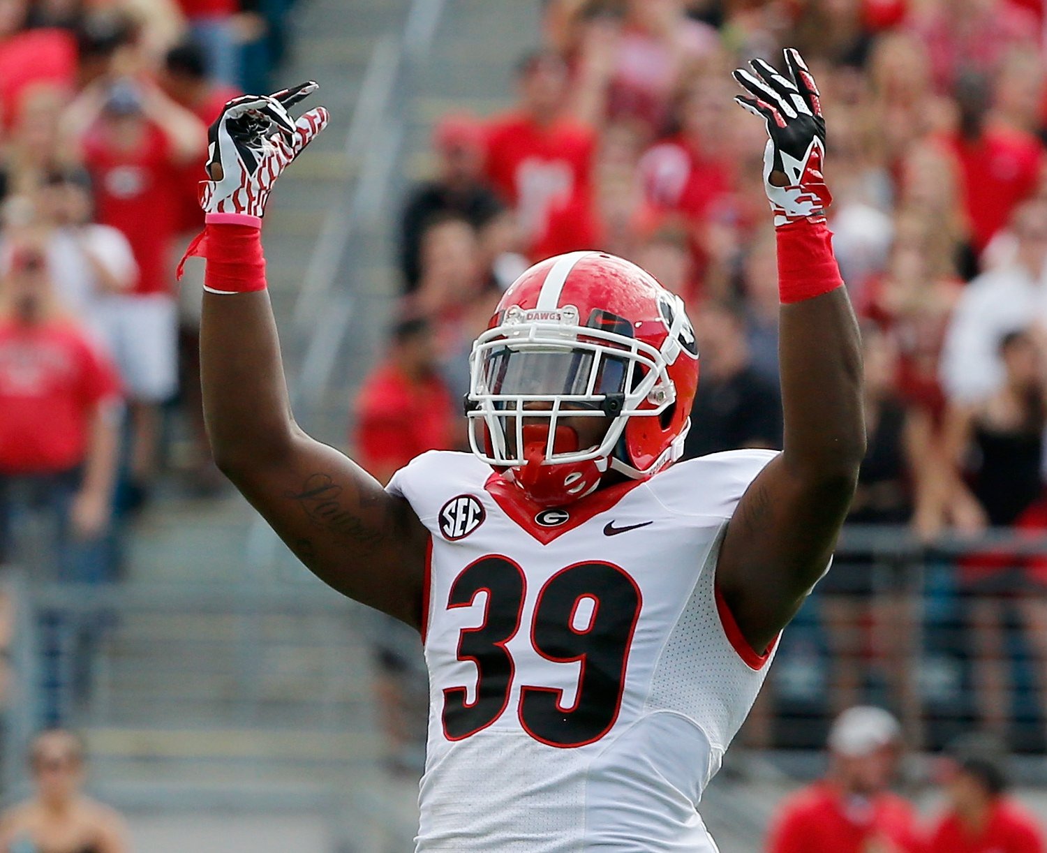 Georgia's Corey Moore Ejected for Targeting vs. Appalachian State