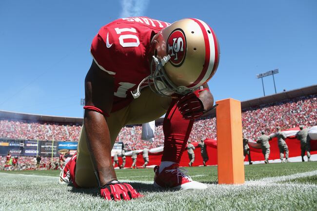 Hi-res-180133290-kyle-williams-of-the-san-francisco-49ers-on-the_crop_north