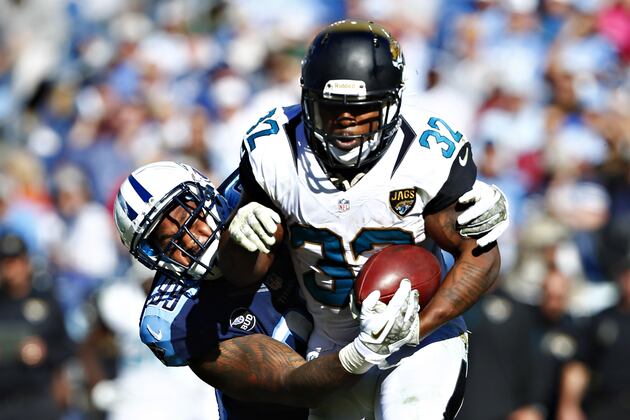 Jaguars Hold off Titans for 1st Win of Season