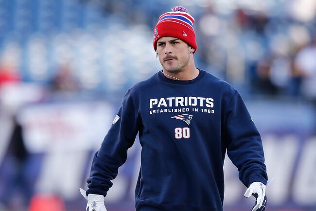 Hi-res-186721731-danny-amendola-of-the-new-england-patriots-practices_crop_north