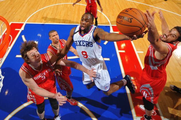 Everything You Need to Know About 76ers Breakout Guard James Anderson