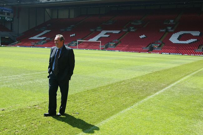Hi-res-50891515-gerard-houllier-takes-one-last-look-around-anfield_crop_north