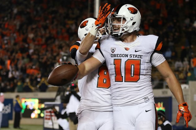 Return of Tight End Tandem Hamlett, Smith to Boost Beavers