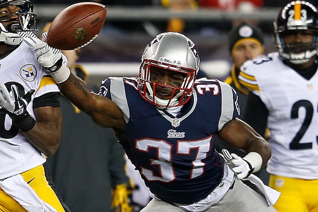 Patriots DBs Dennard