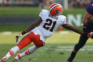 Hi-res-181166457-kain-colter-of-the-northwestern-wildcats-breaks-away_crop_north