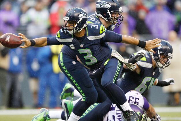 Seahawks Top Vikes 41-20 for 13th Straight at Home