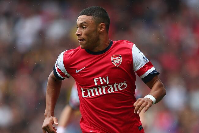 Hi-res-176694572-alex-oxlade-chamberlain-of-arsenal-in-action-during-the_crop_north