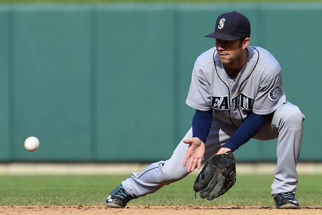 Mariners Hoping Franklin Sticks at Second Base