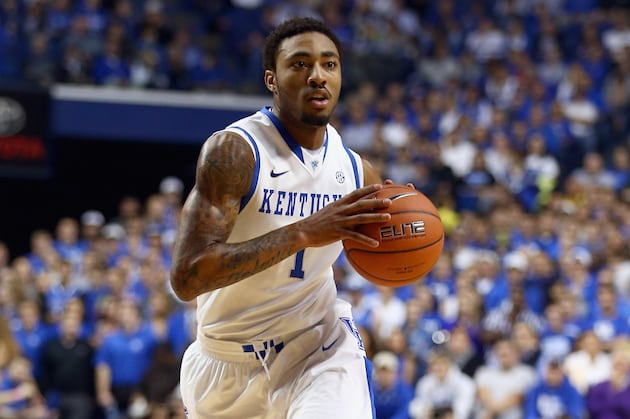 Young Leads Kentucky Rout of UT Arlington