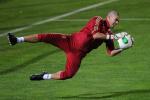 Valdes Out for Up to 6-Weeks