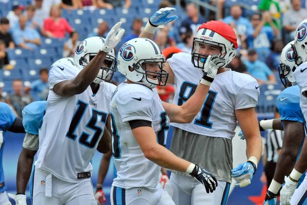 Jaguars Sign TE Barden to Practice Squad