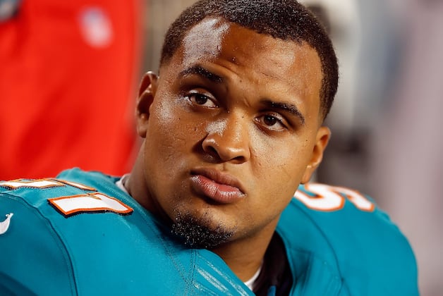 Injured Dolphins OL Pouncey Watched Game with Incognito