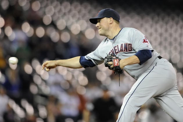 Report: Angels Interested in Free Agent Reliever Joe Smith