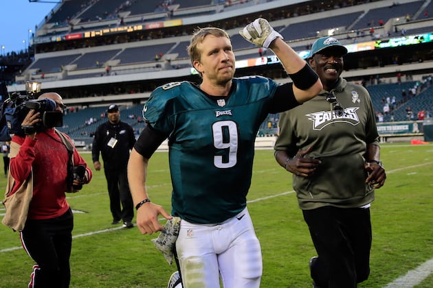 Nick Foles' Dominance Foreshadows Michael Vick's Departure from Eagles in 2014