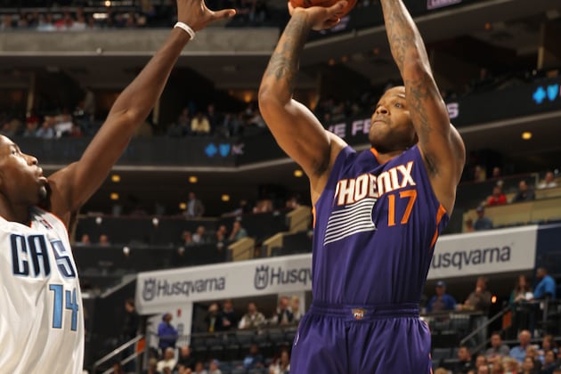 Channing Frye, Phoenix Suns Hold off the Charlotte Bobcats on the Road