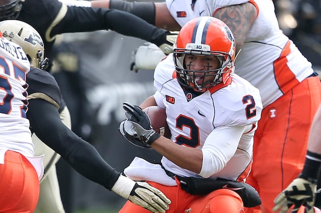 Hull, Scheelhaase Lead Illinois over Purdue 20-16