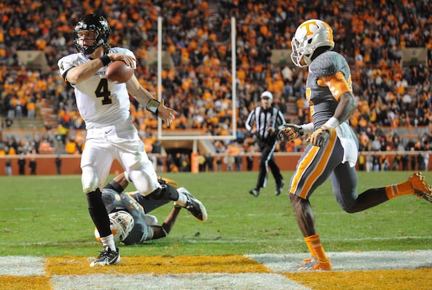 Vandy Rallies for 14-10 Victory over Tennessee
