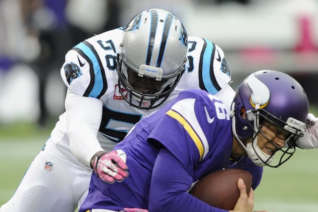 Thomas Davis' Resilience, Leadership Inspire Teammates, Opponents