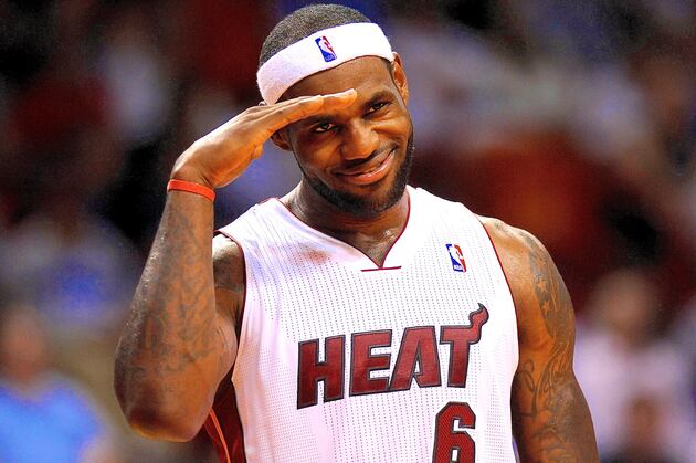 LeBron James on His Latest Lethal Weapon: The Cross-Court Bullet Pass