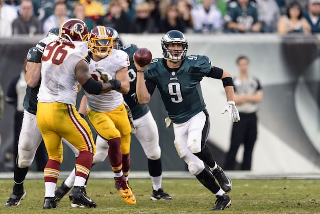 How Nick Foles Makes Up for Lack of Speed in Chip Kelly's Offense