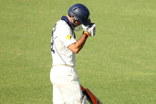 Hi-res-451523909-glenn-maxwell-of-the-bushrangers-walks-back-to-the_crop_north