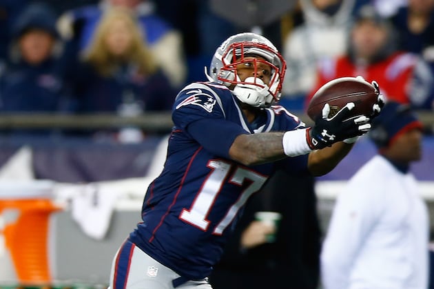 Report: Aaron Dobson Sprained His Foot