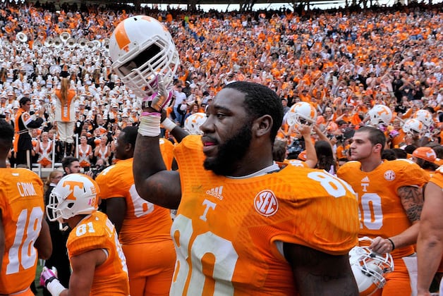Miller Ties White for Most Sacks in Single Game
