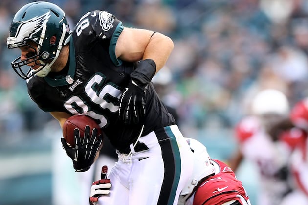 Nick Foles' Eagles Make It Four in a Row
