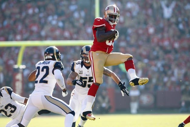 Vernon Davis Leaps His Way to 50th Career TD
