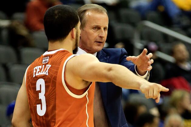 Texas Holds Back Vanderbilt's Late Charge