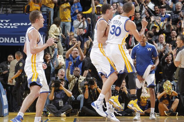 Watch: Warriors 27-Point Comeback to Beat Raptors
